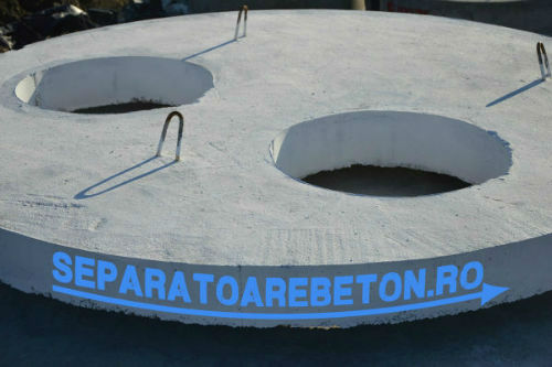 Capac de beton cu 2 capace carosabile de fonta